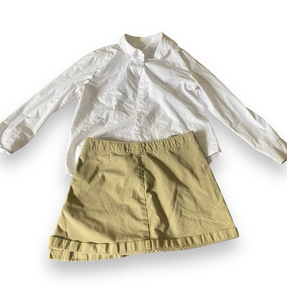 Women’s Khaki Uniform Skirt With Long Sleeve White Button Up Top Size Medium
